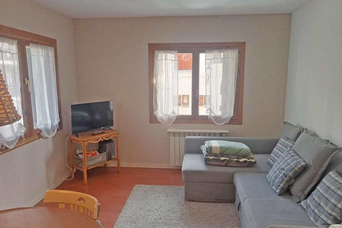 Apartamentos Sallent De Gallego 3000