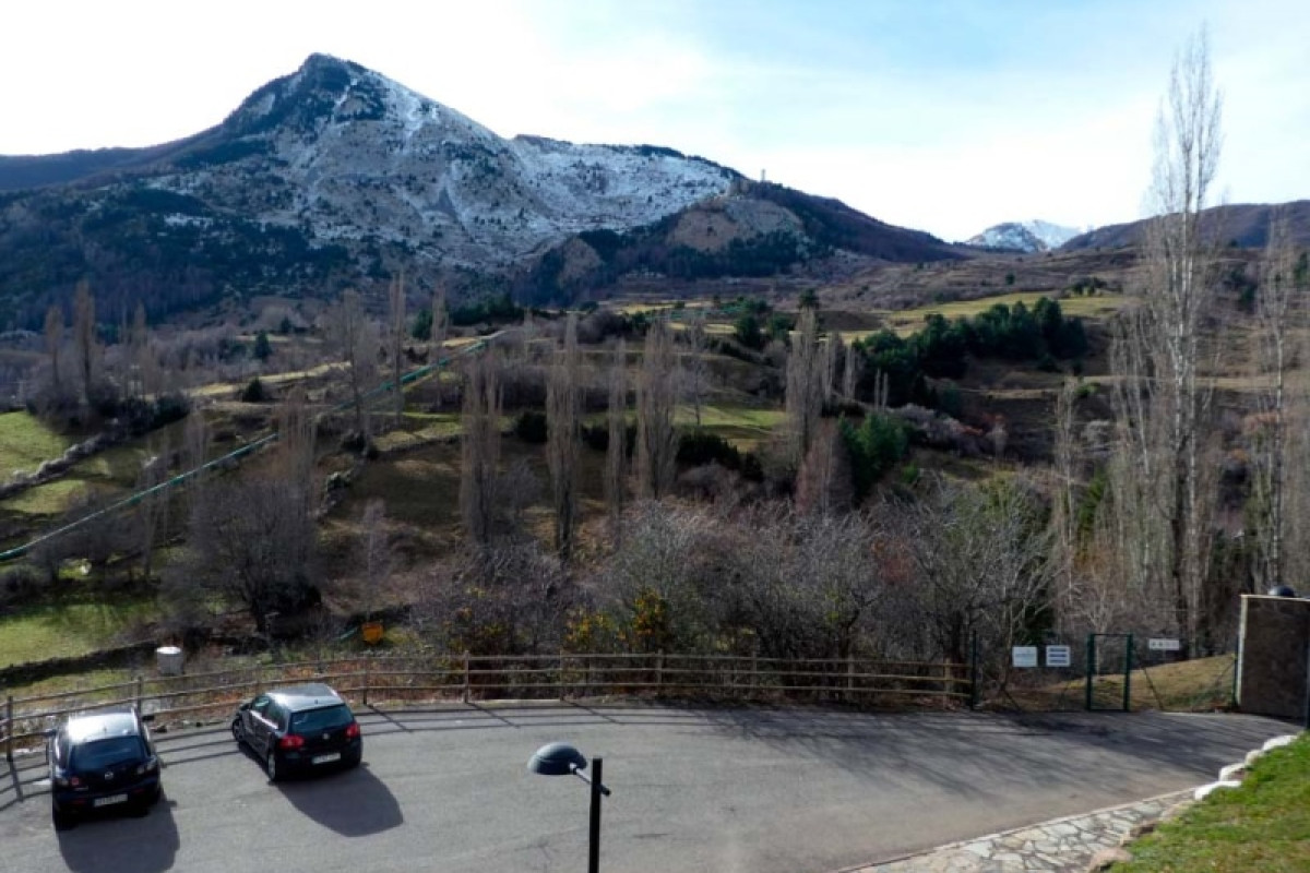 Apartamentos Sallent De Gallego 3000