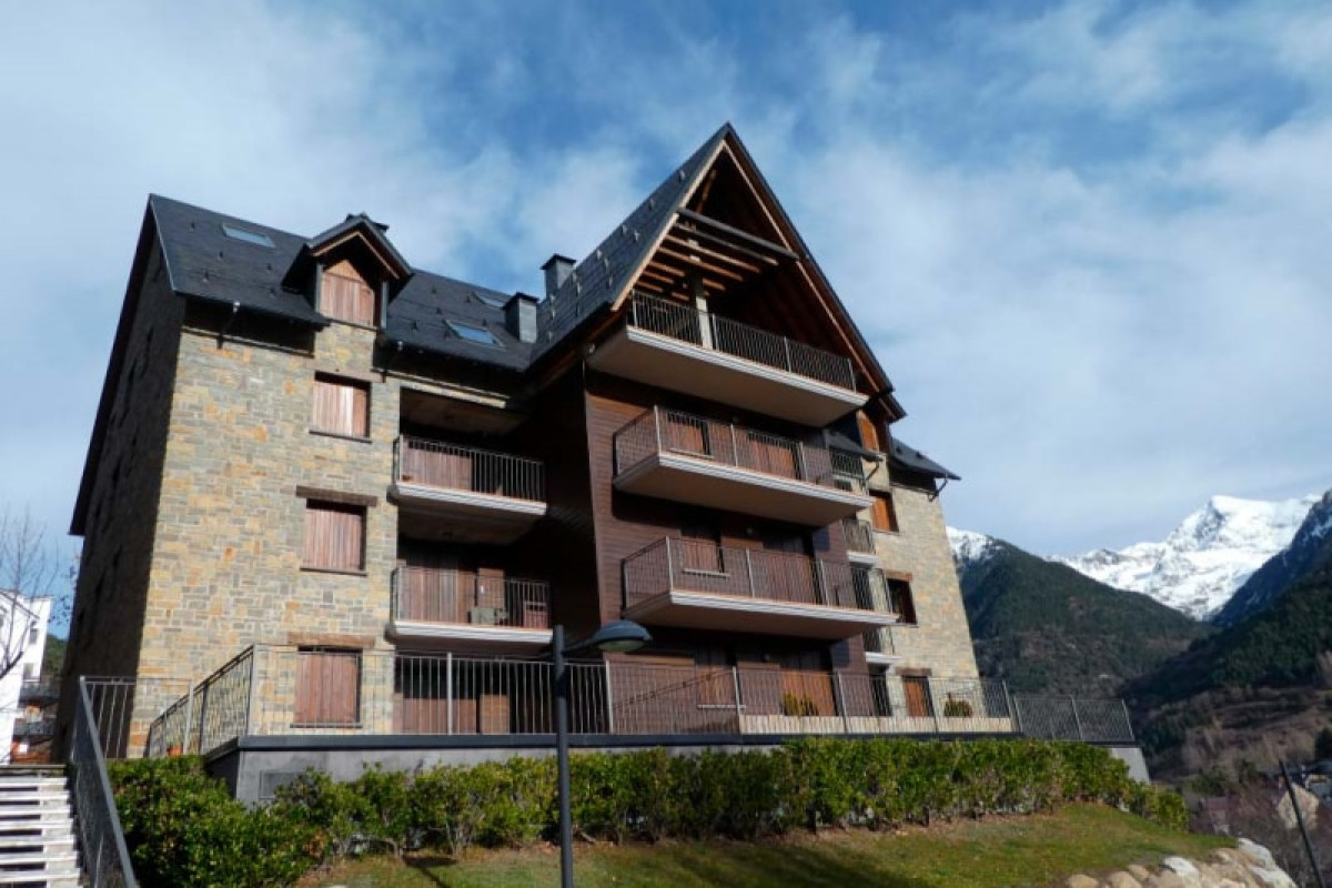 Apartamentos Sallent De Gallego 3000
