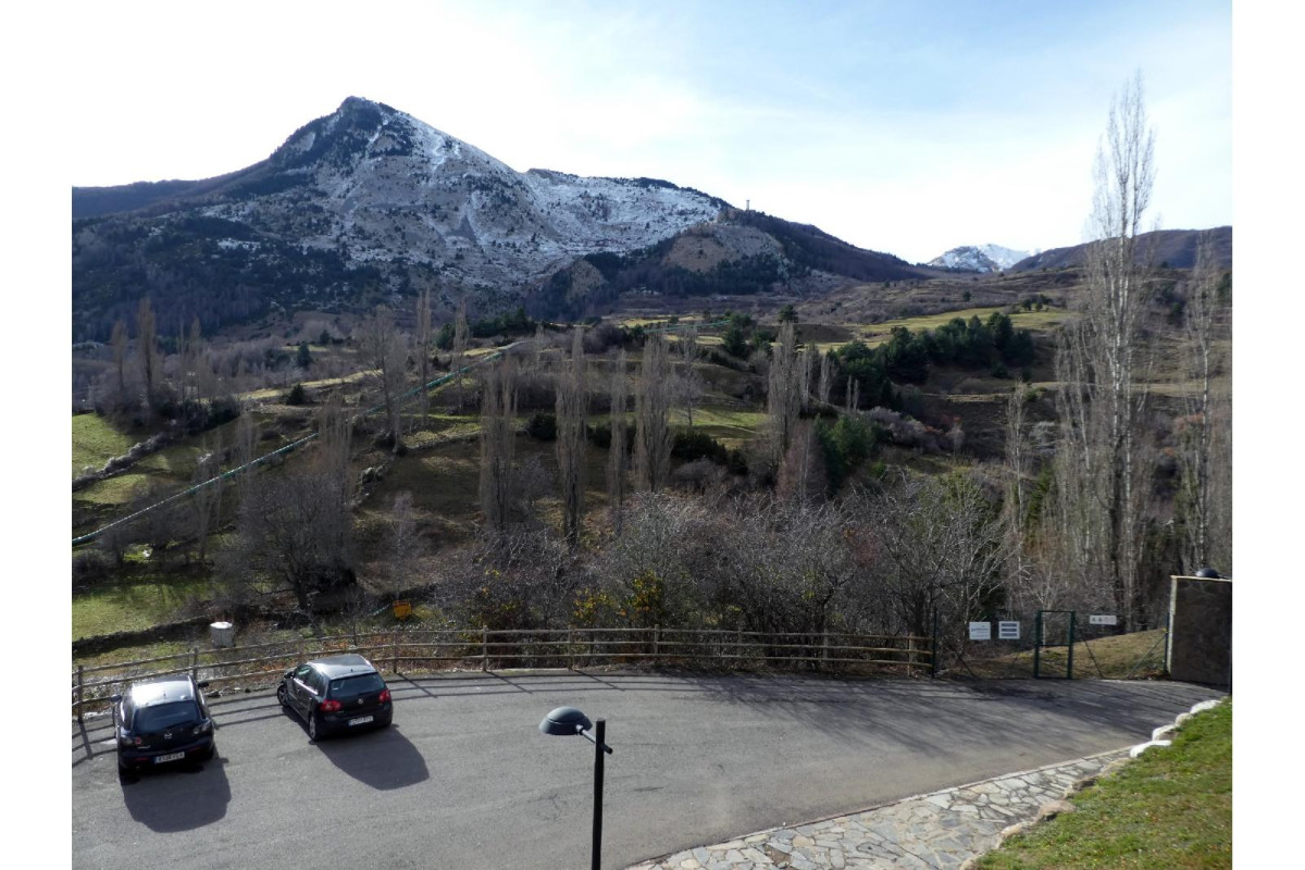 Apartamentos Sallent-Escarrilla 3000