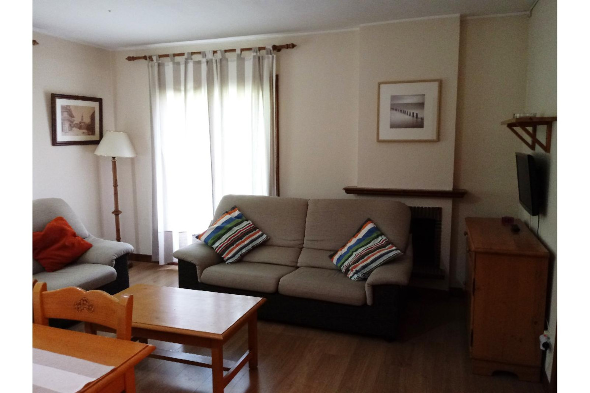Apartamentos Sallent-Escarrilla 3000