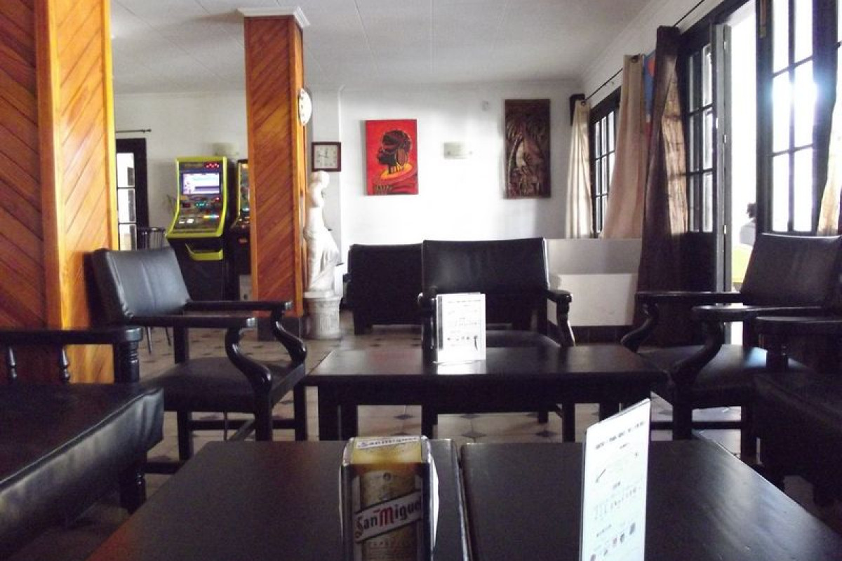 Apartamentos San Antonio Beach