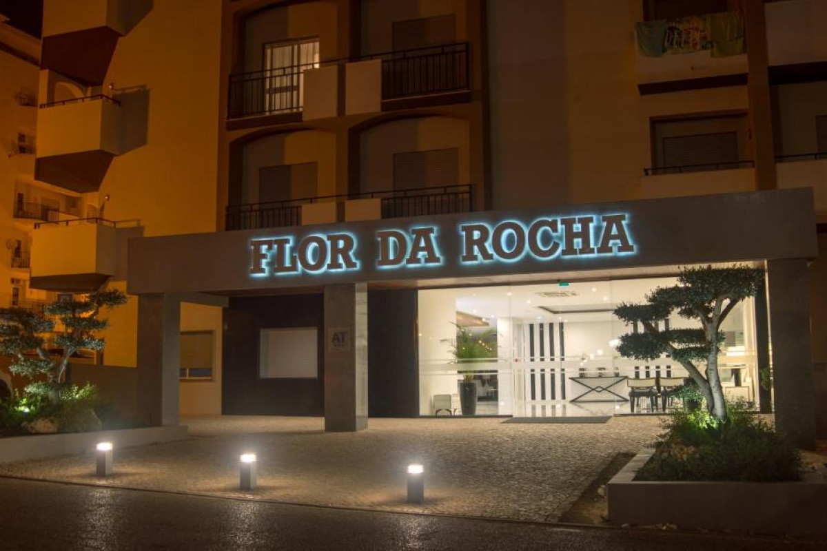 Apartamentos Turisticos Flor da Rocha
