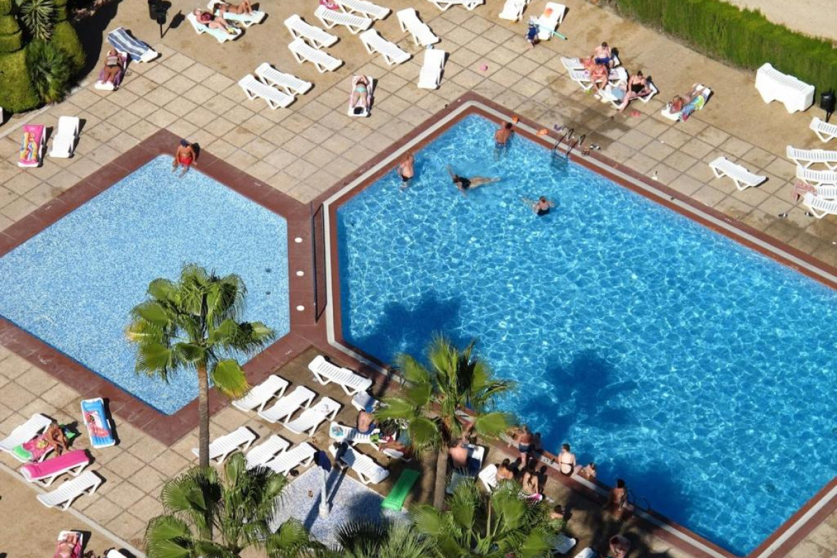 APARTAMENTOS VISTAMAR