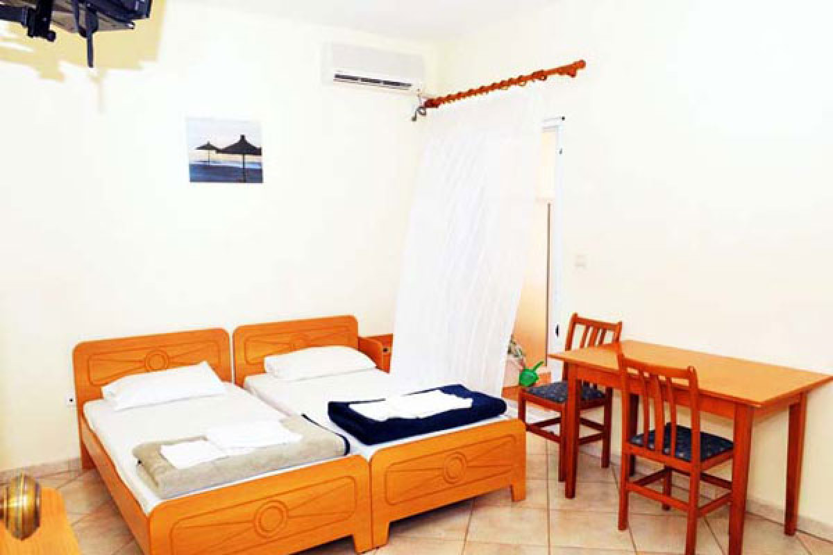Aparthotel Afroditi