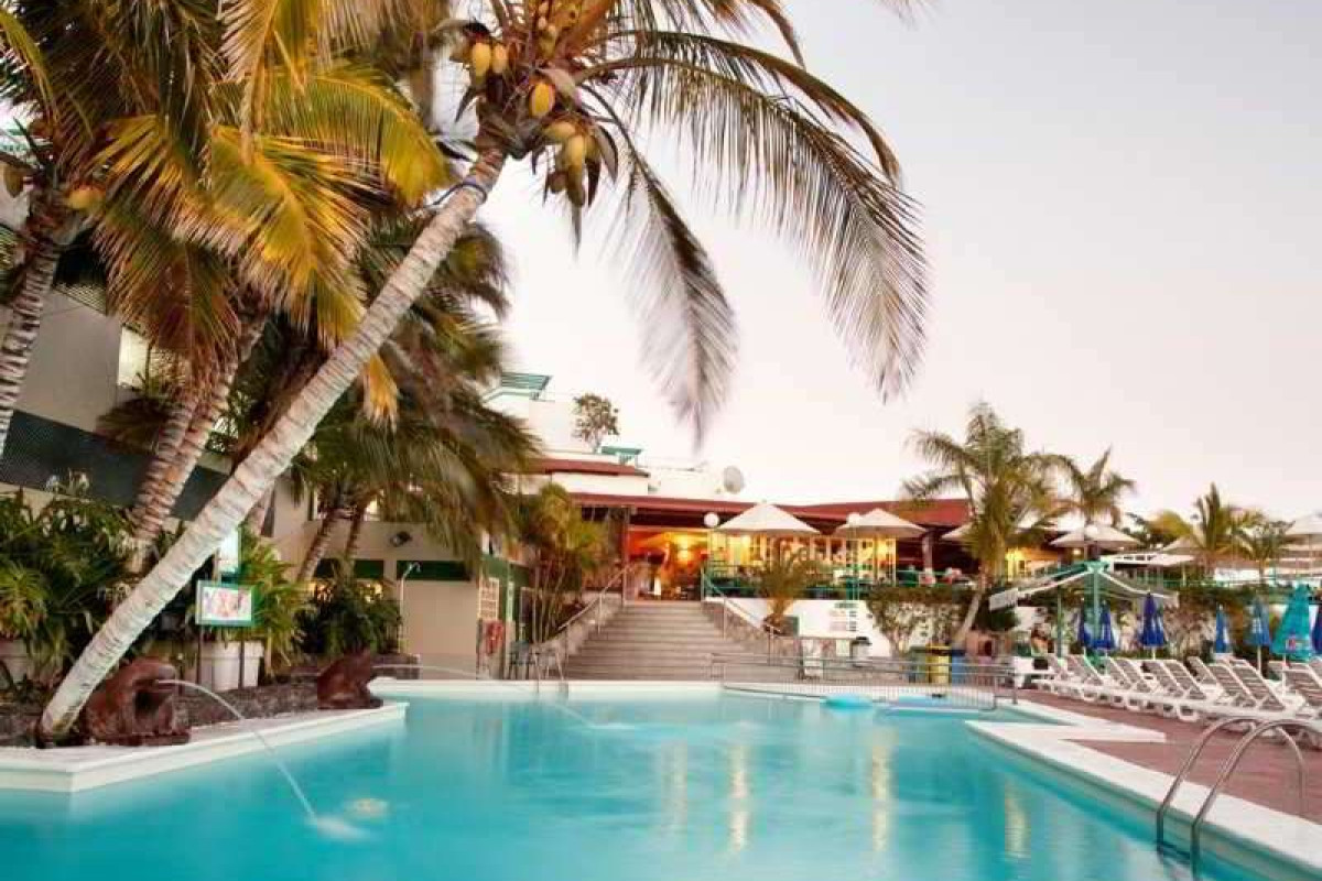 Aparthotel Altamar