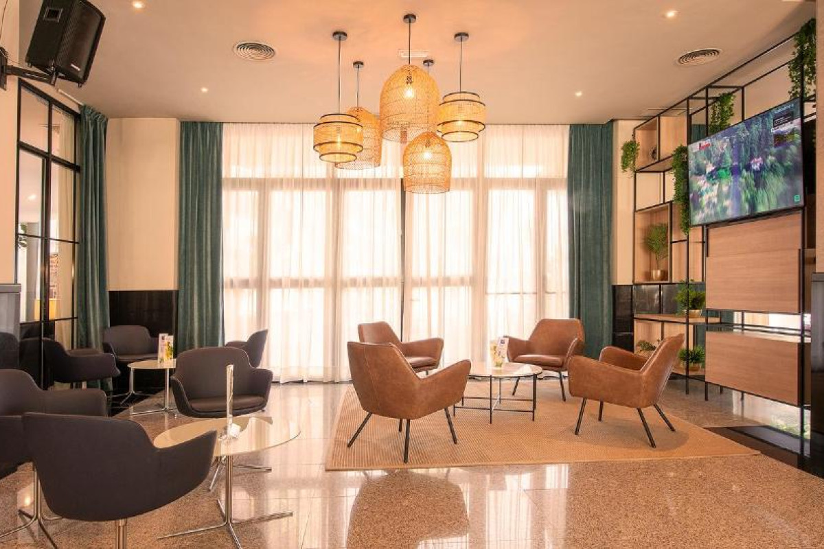 Aparthotel Fuengirola Beach
