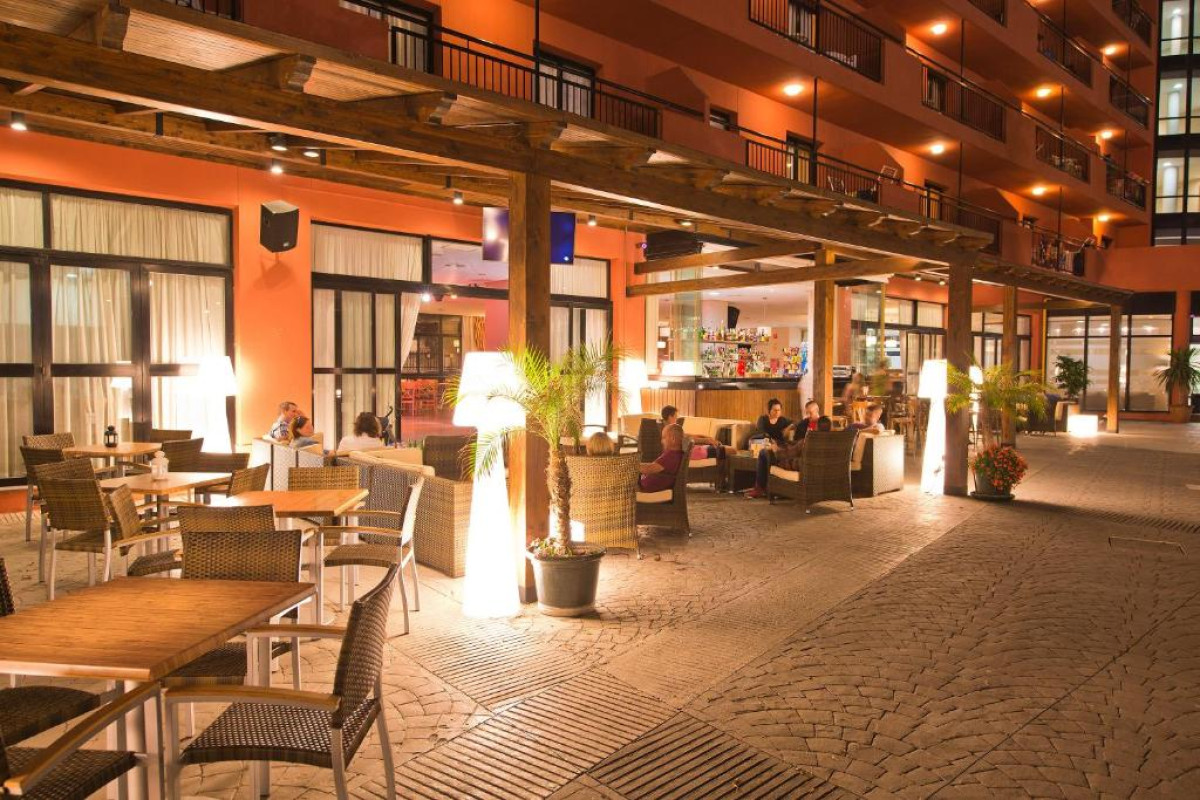 Aparthotel Fuengirola Beach