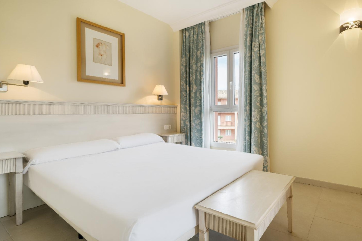 Aparthotel Ilunion Sancti Petri