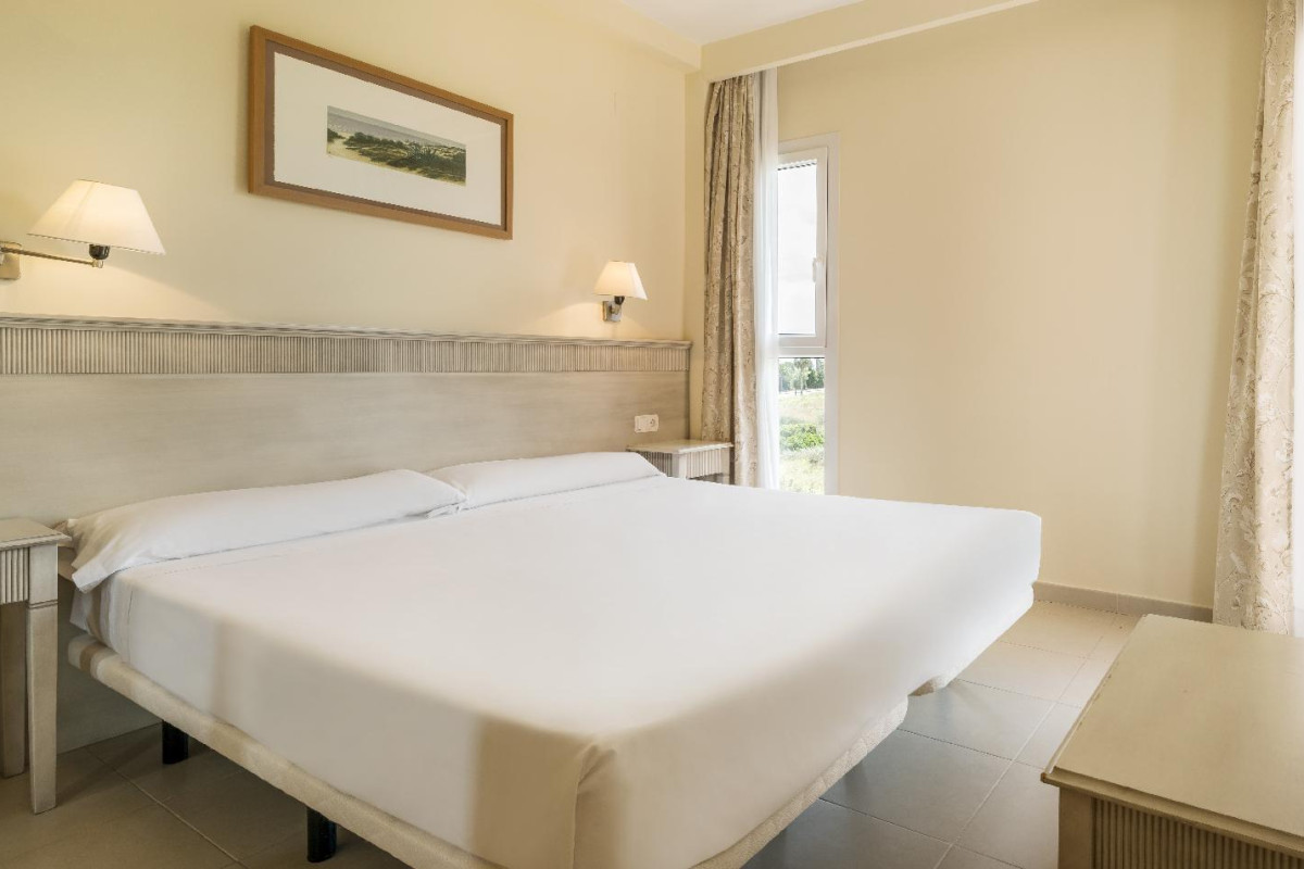 Aparthotel Ilunion Sancti Petri