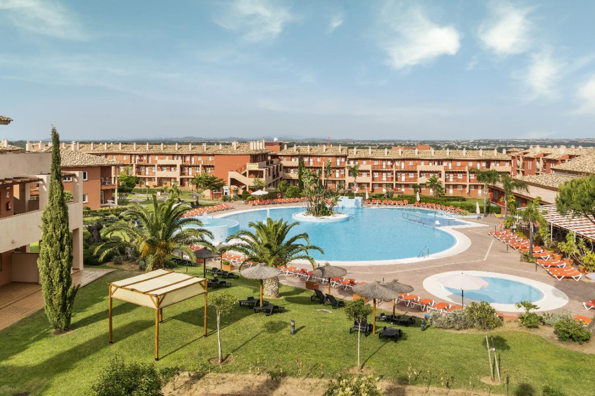 Aparthotel Ilunion Sancti Petri