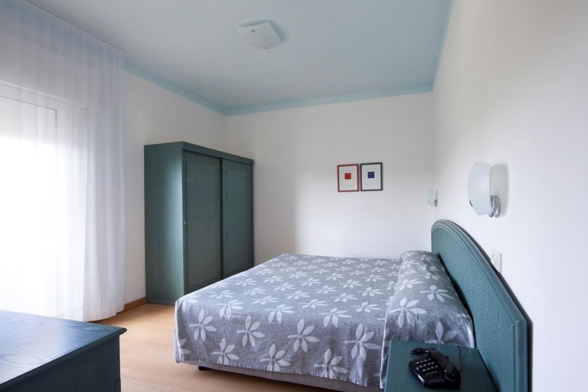 APARTHOTEL LA PINETA