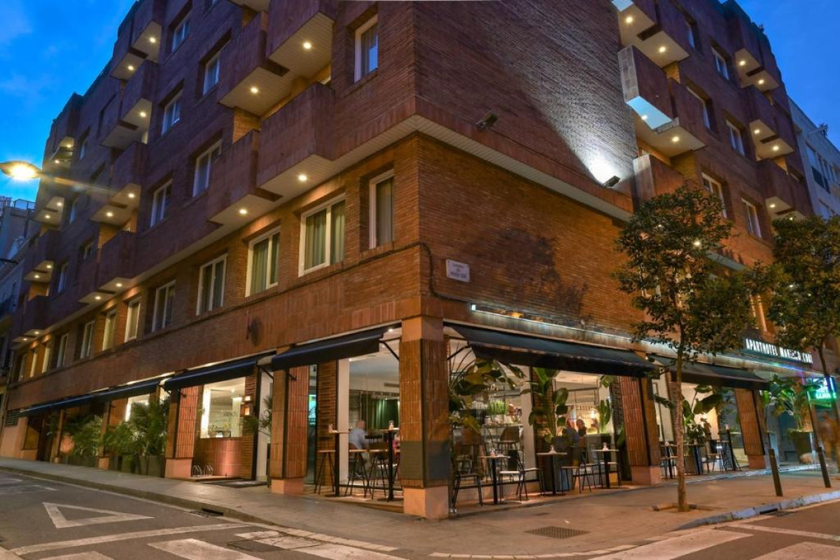 Aparthotel Mariano Cubi