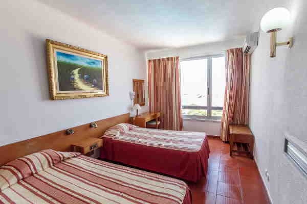 ApartHotel Navigator
