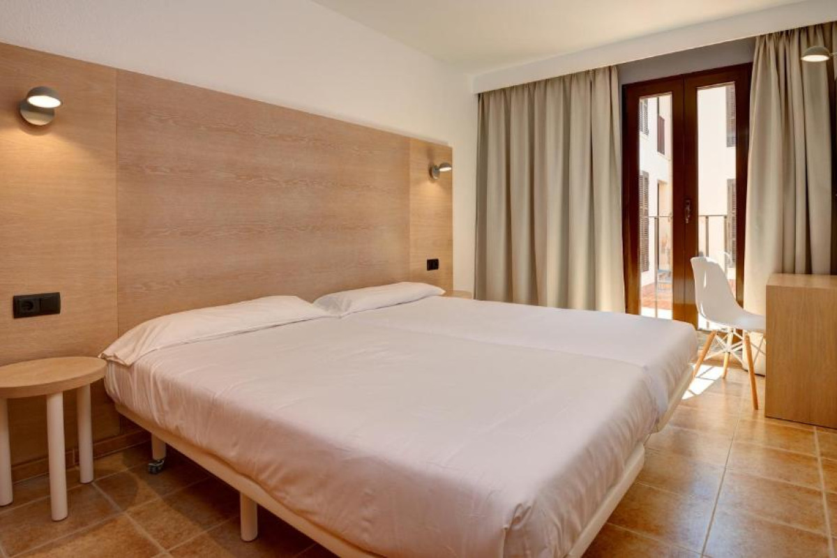 Aparthotel Protur Floriana Resort