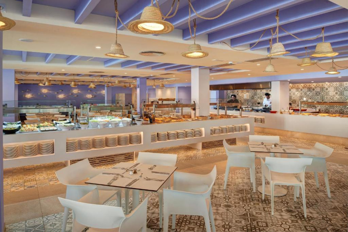 Aparthotel Protur Floriana Resort