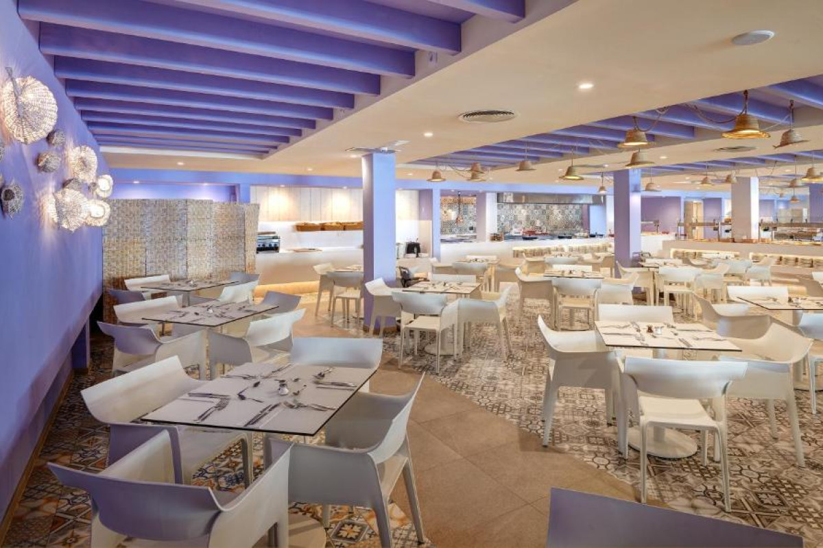 Aparthotel Protur Floriana Resort