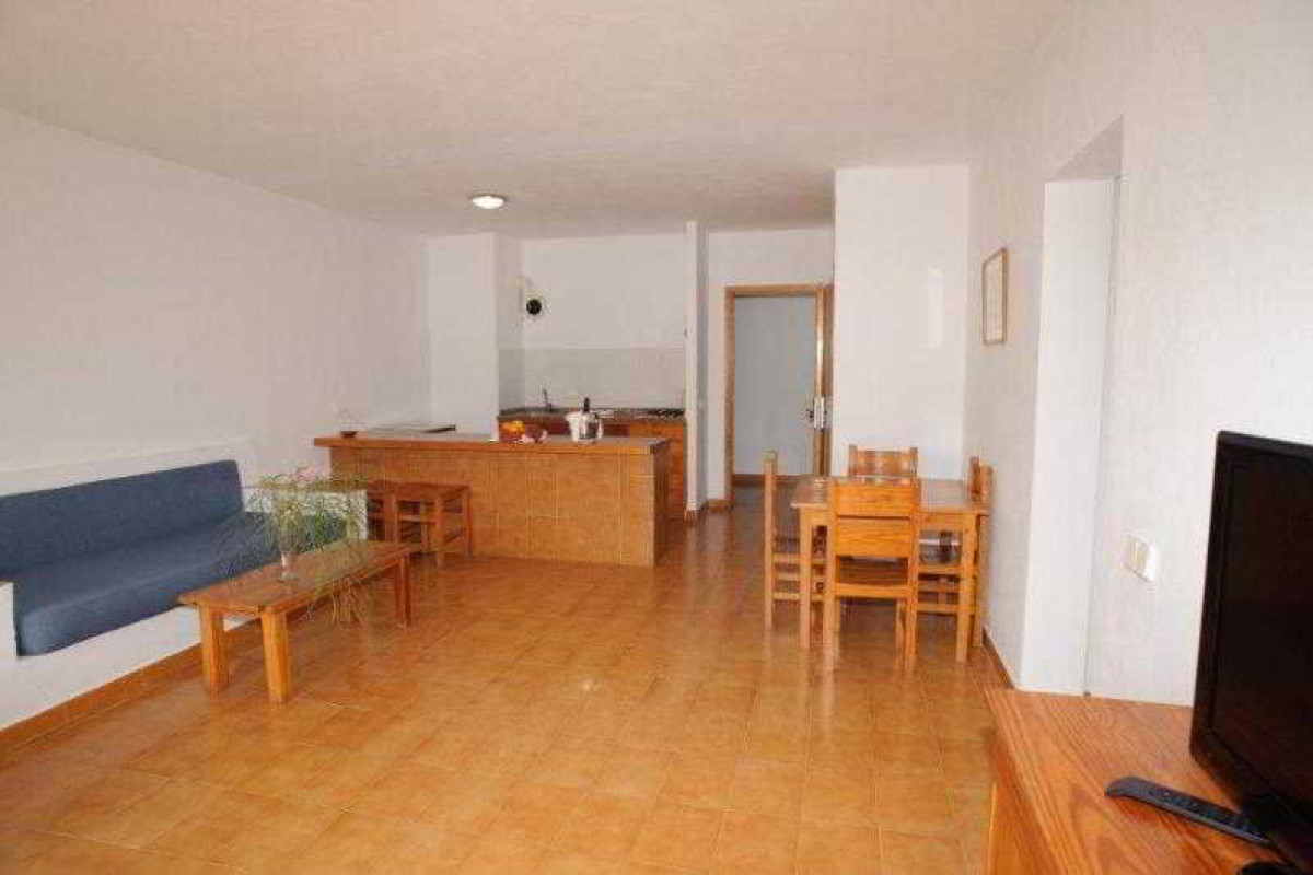 Aparthotel Puerto Cala Vadella