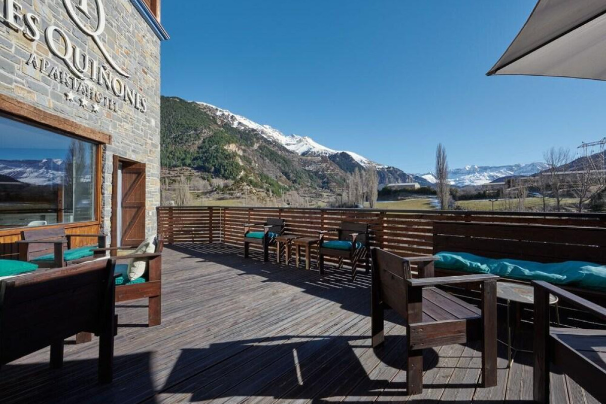 Aparthotel Tres Quiñones