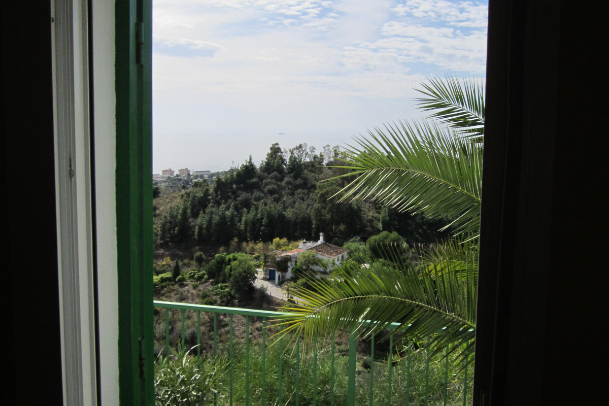 Apartment In Velez Malaga, Malaga 103069