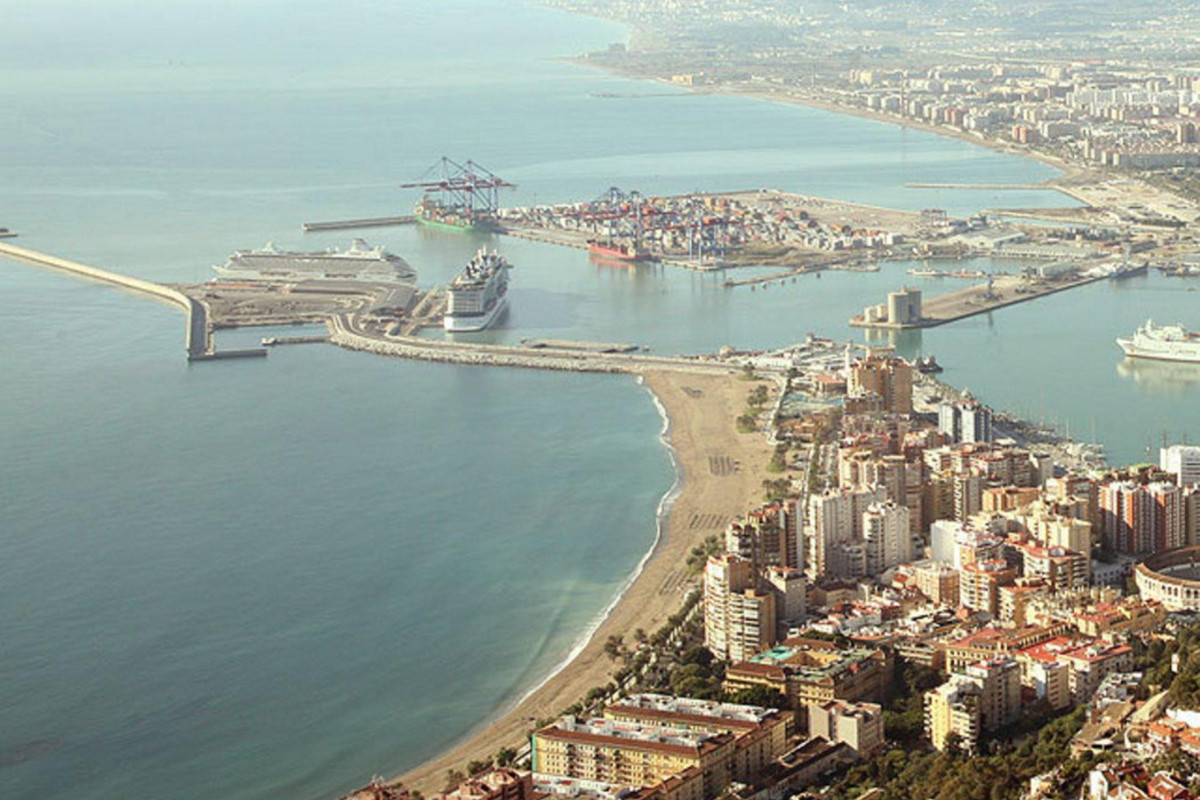 Apartment In Velez Malaga, Malaga 103069