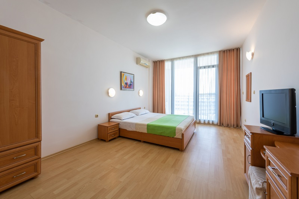 APARTMENTS TRAKIA PLAZA