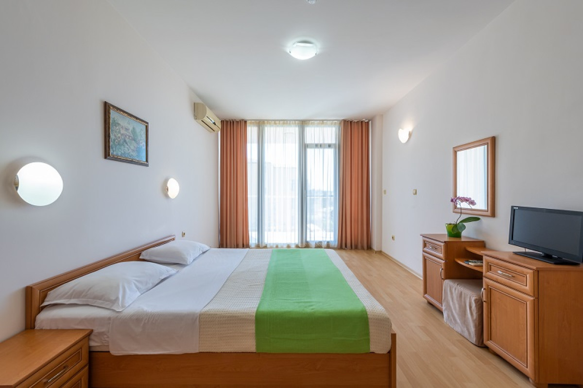 APARTMENTS TRAKIA PLAZA