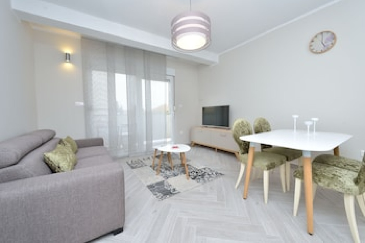 APARTMENTS VILLA KARLA