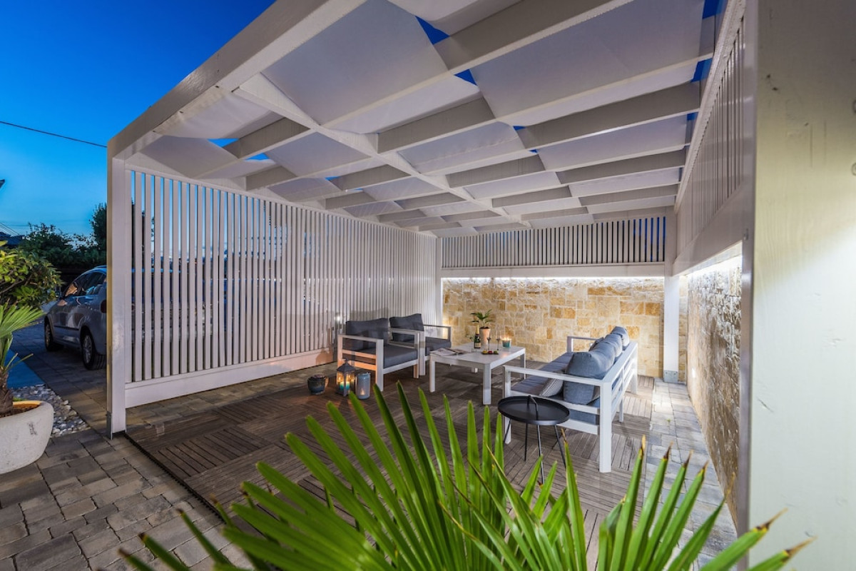 APARTMENTS VILLA KARLA