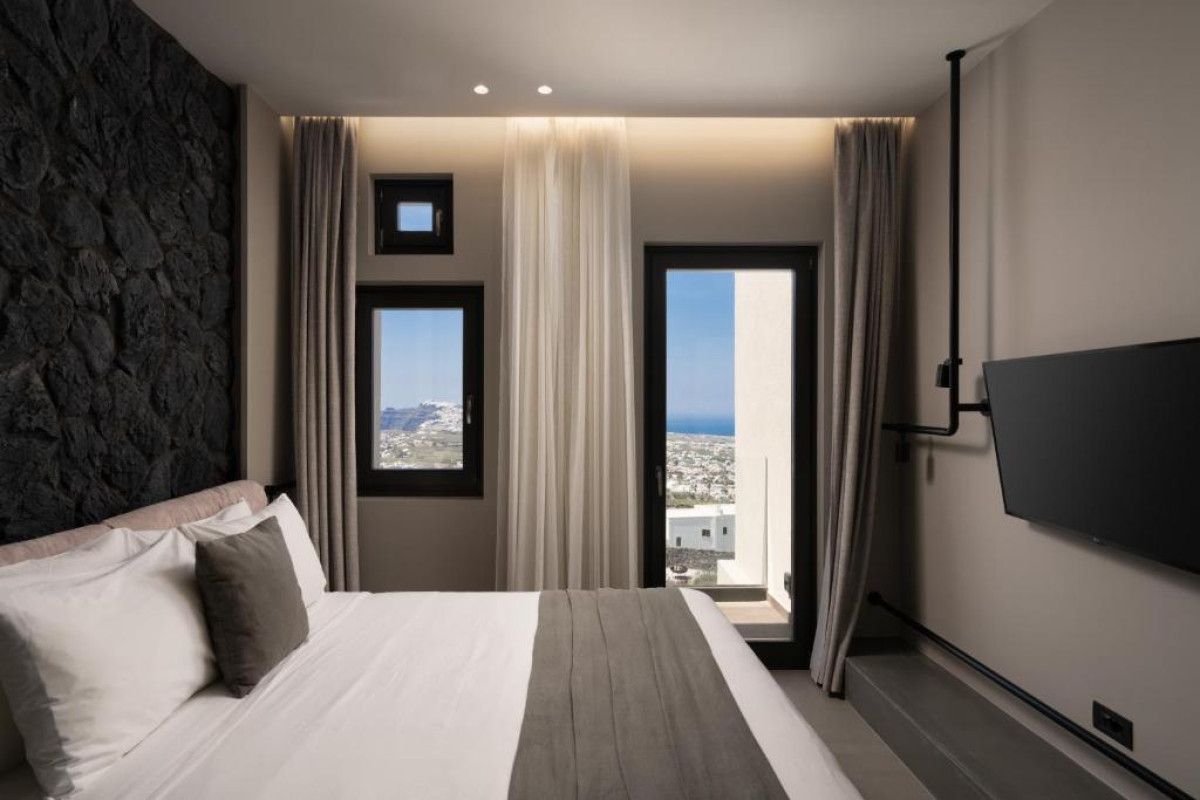 Apikia Santorini