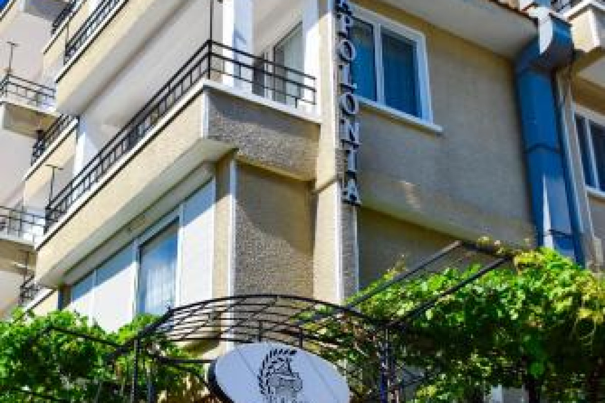 Apolonia Hotel
