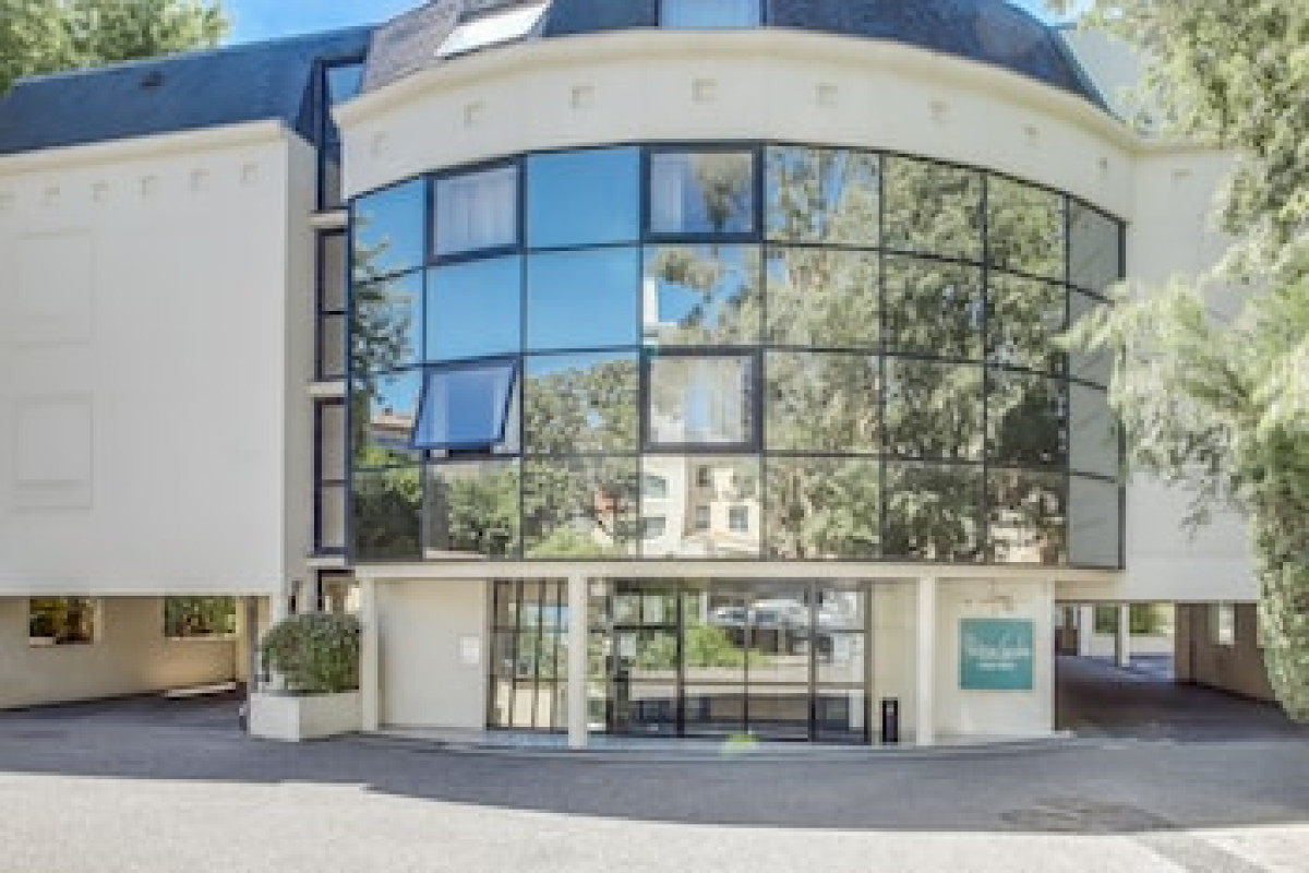 APPART'HÔTEL VICTORIA GARDEN