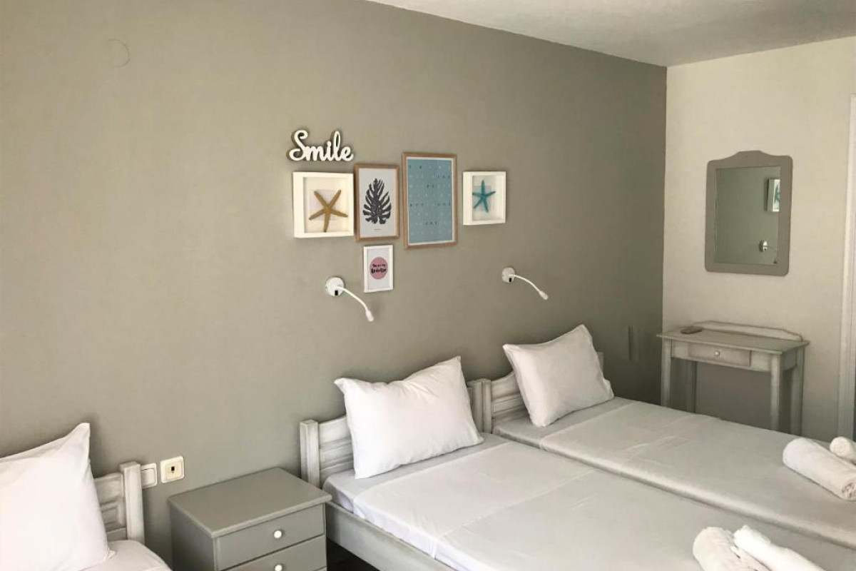 Aqua Beachfront Elegant