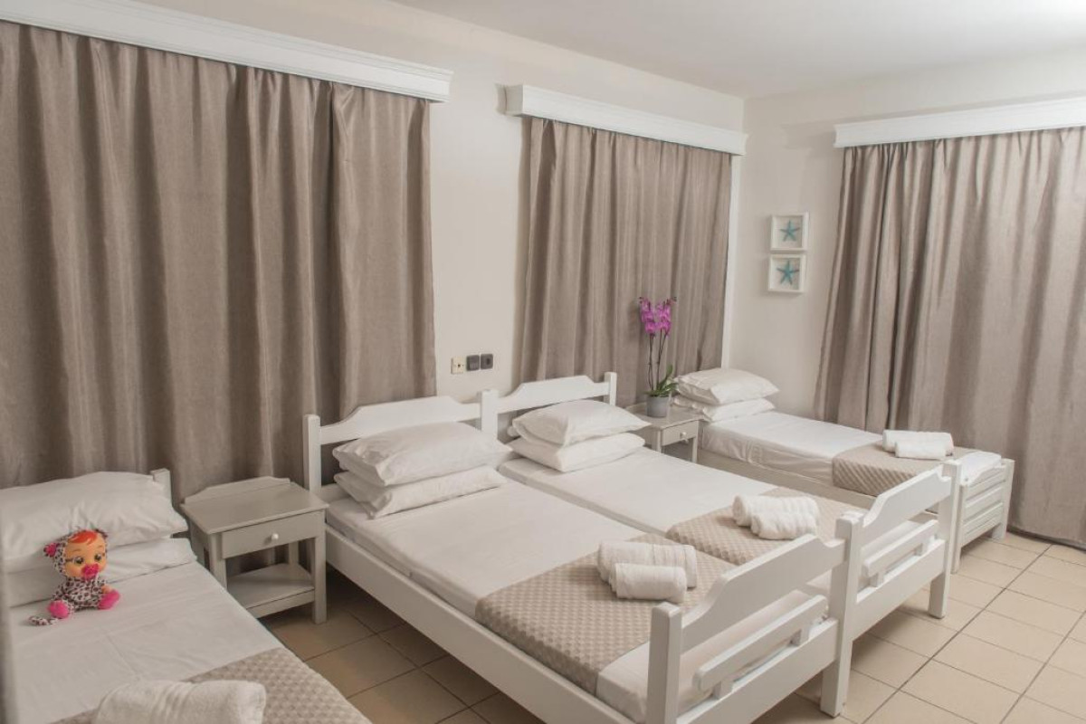 Aqua Beachfront Elegant