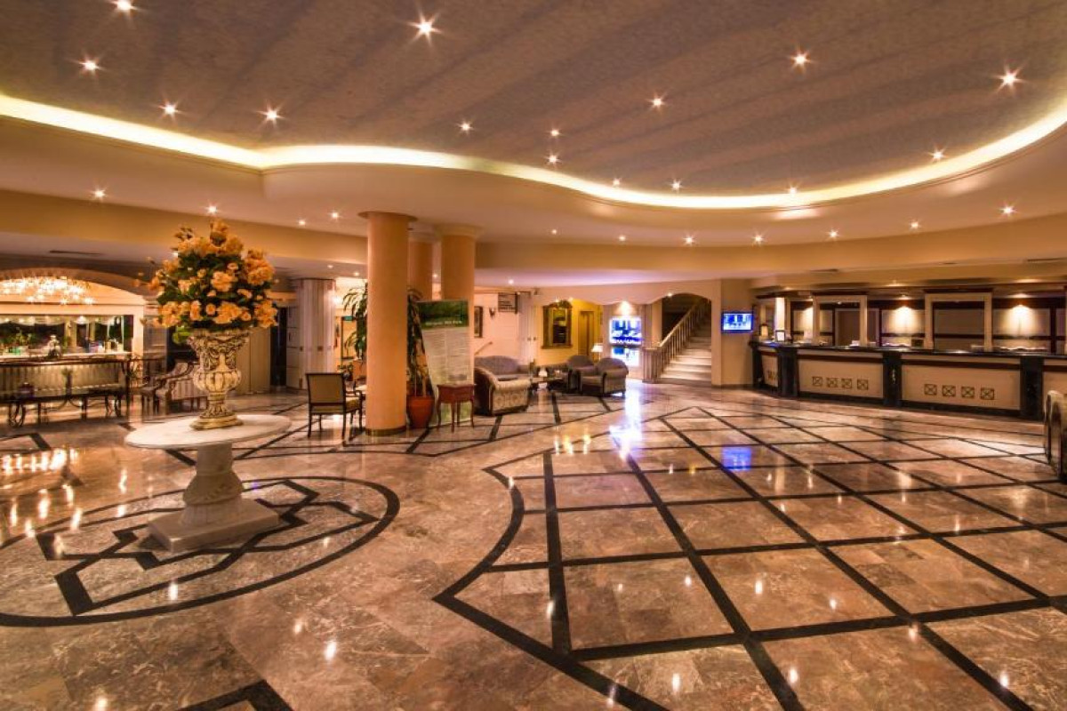 Aqua Hotel