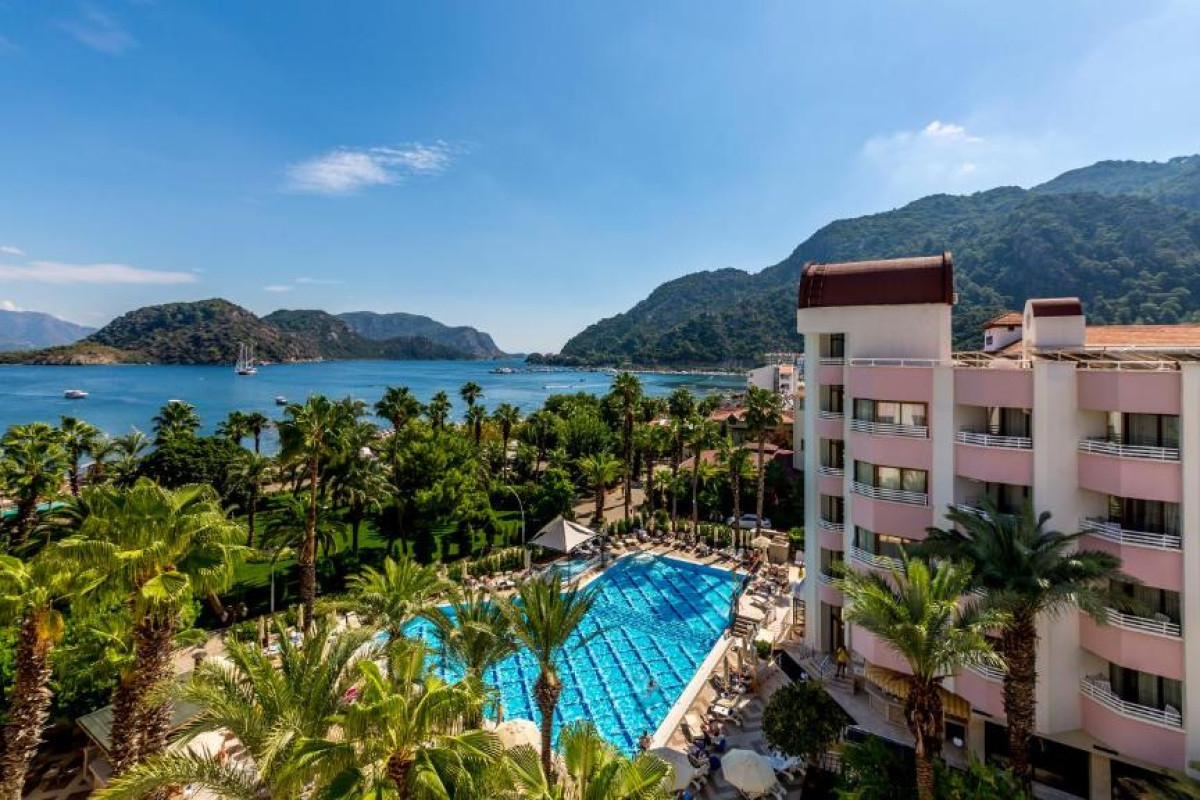 Aqua Hotel