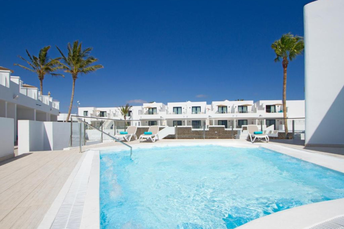 Aqua Suites