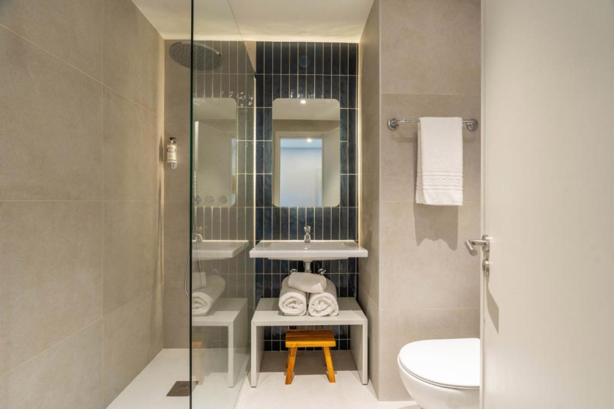 Aqualuz Lagos by The Editory