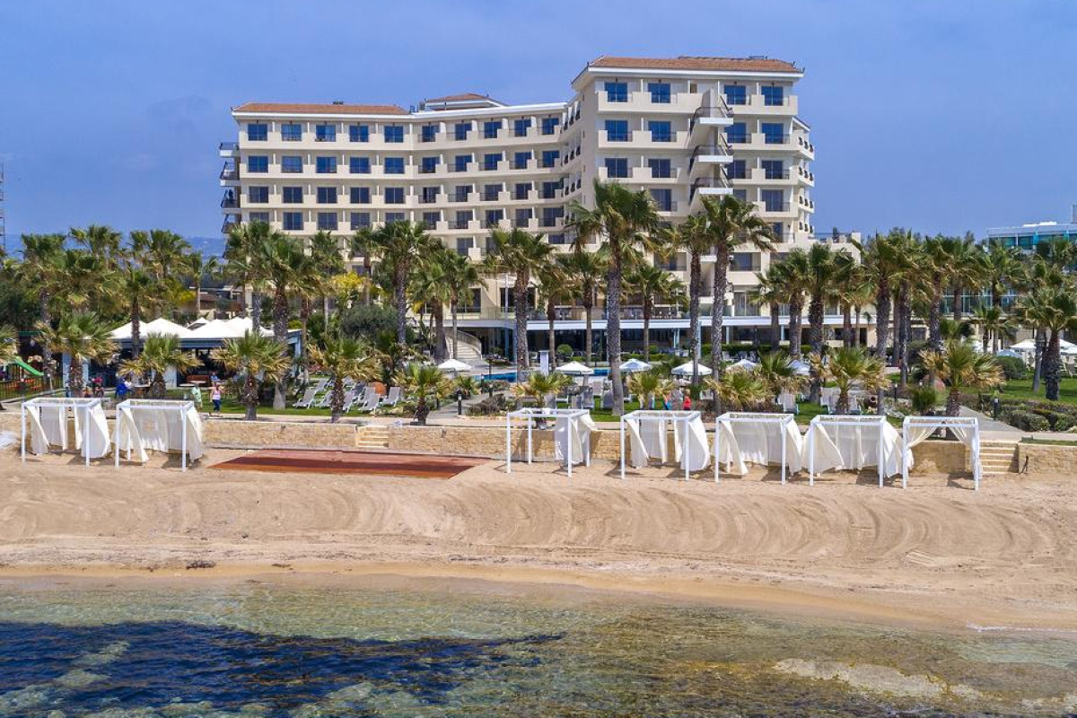 Aquamare Beach Hotel & Spa
