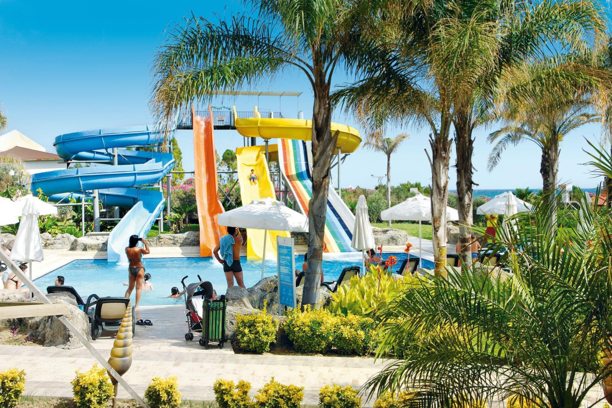 Sunis Kumkoy Beach