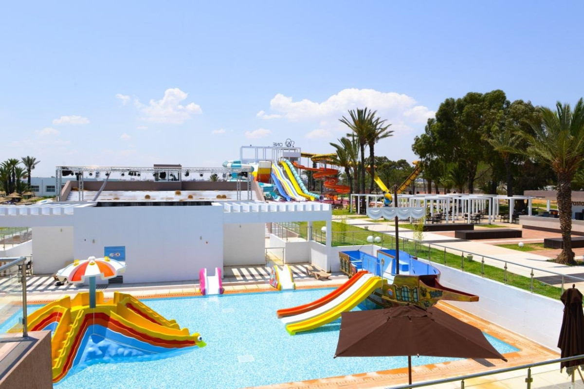 ONE RESORT Aqua Park