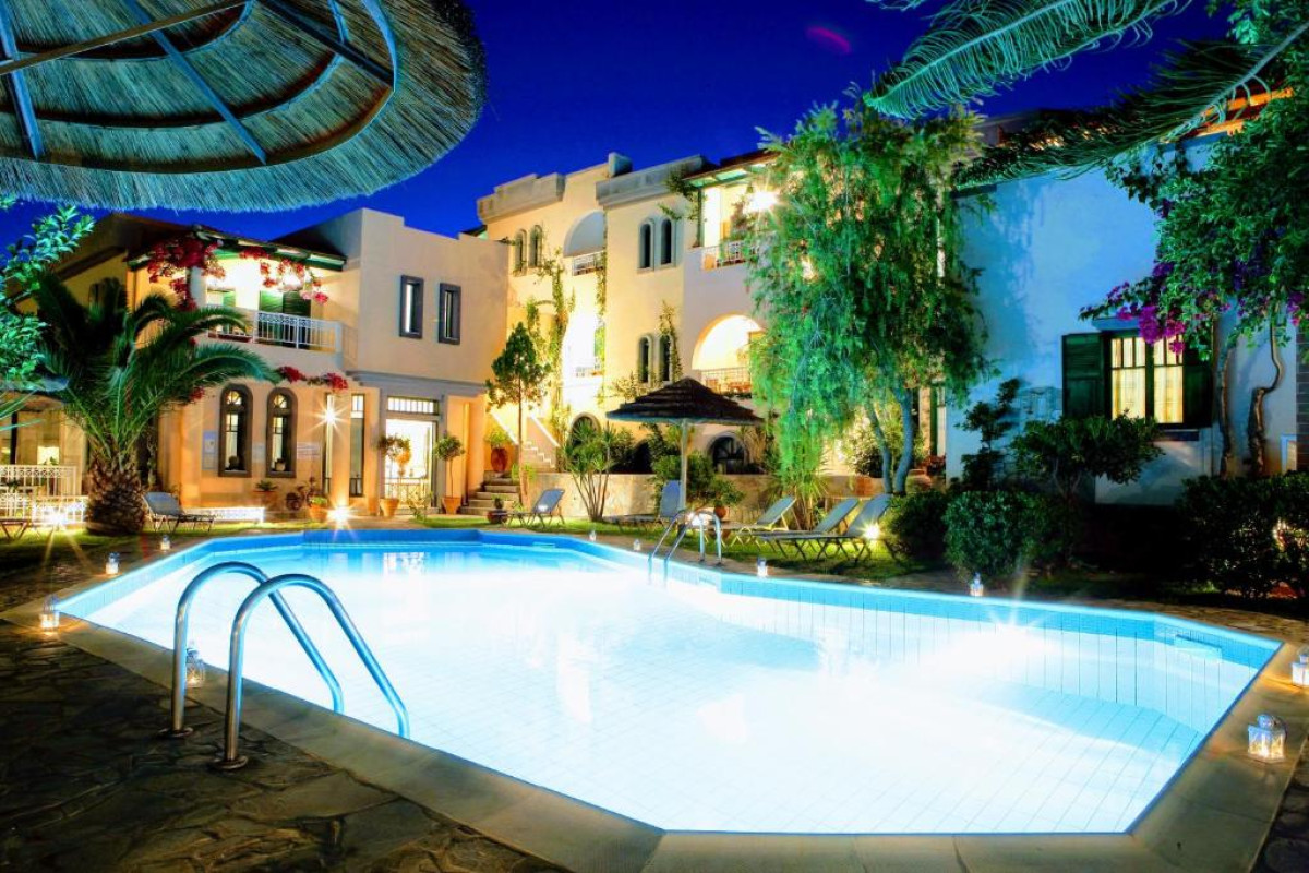 Aquarius Apartments