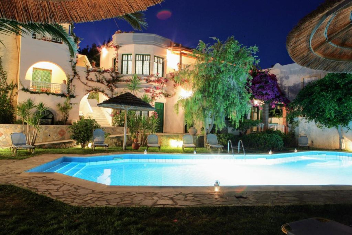 Aquarius Apartments