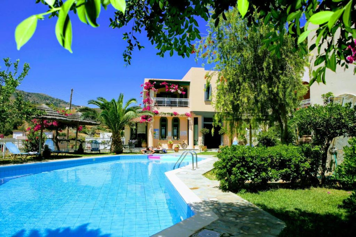 Aquarius Apartments