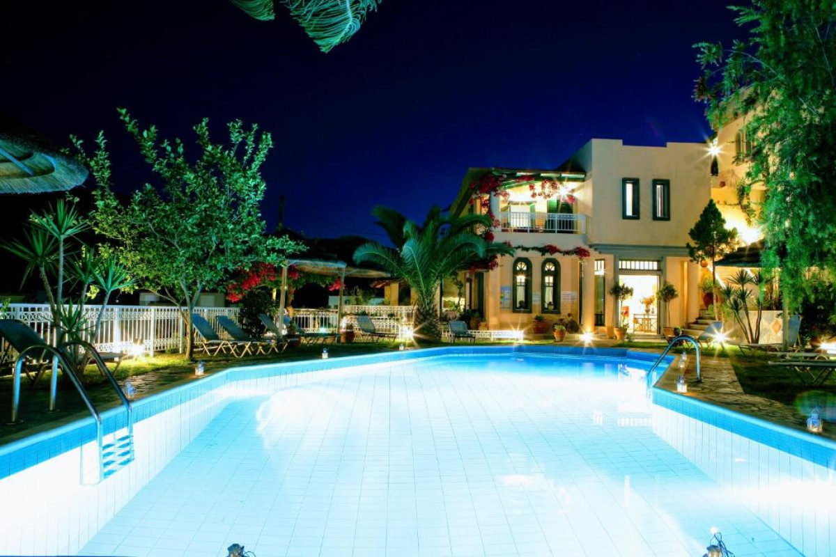 Aquarius Apartments