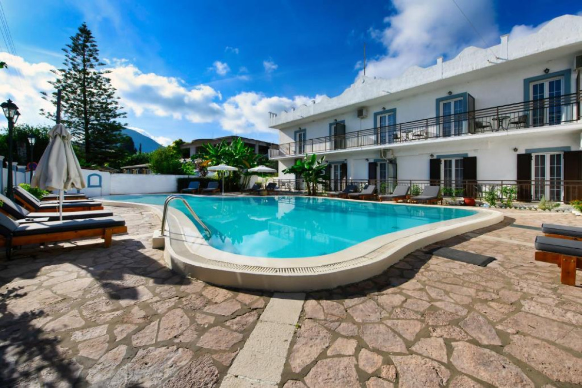 Aquarius Beach Hotel