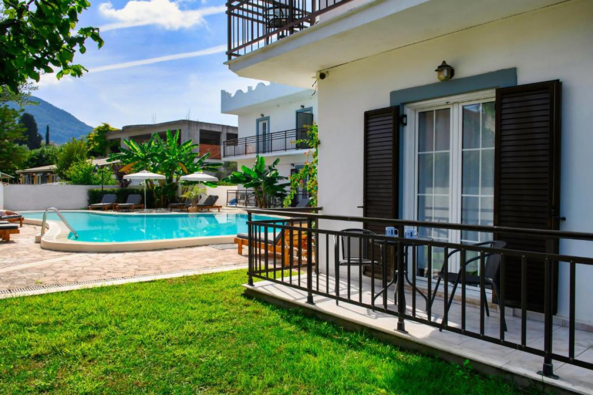 Aquarius Beach Hotel