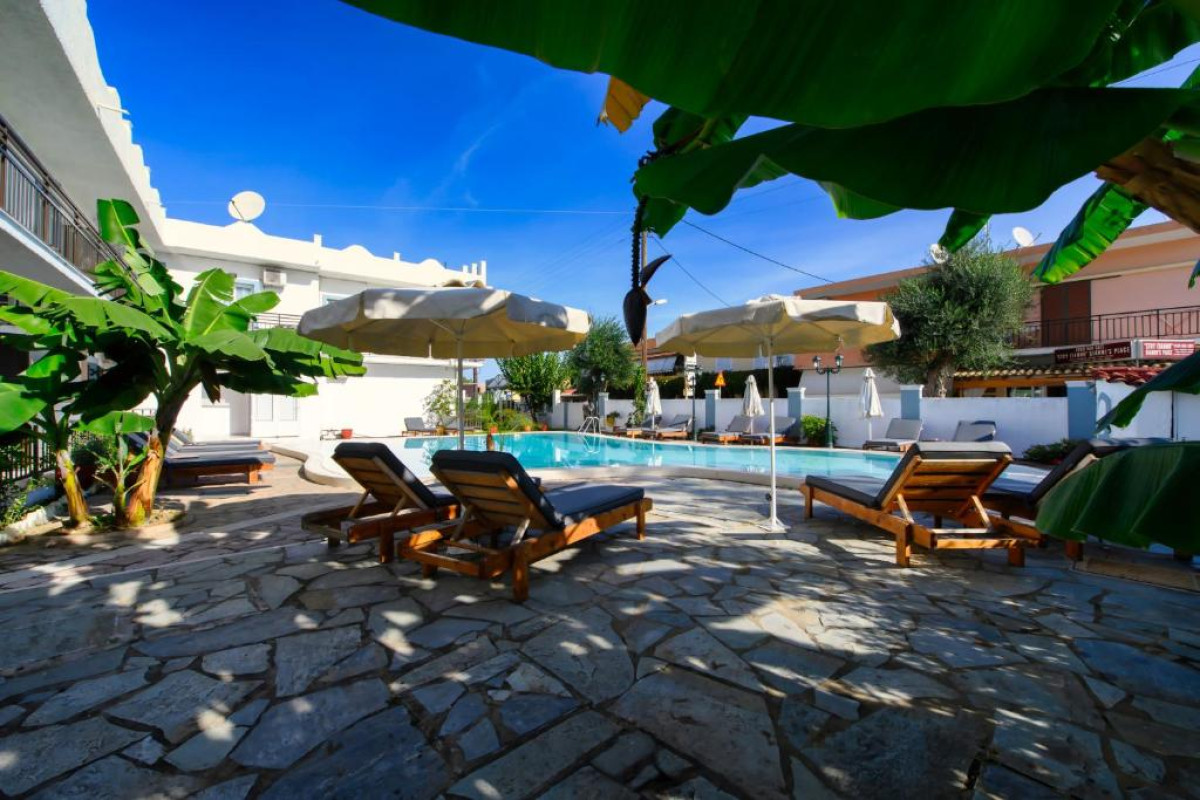 Aquarius Beach Hotel