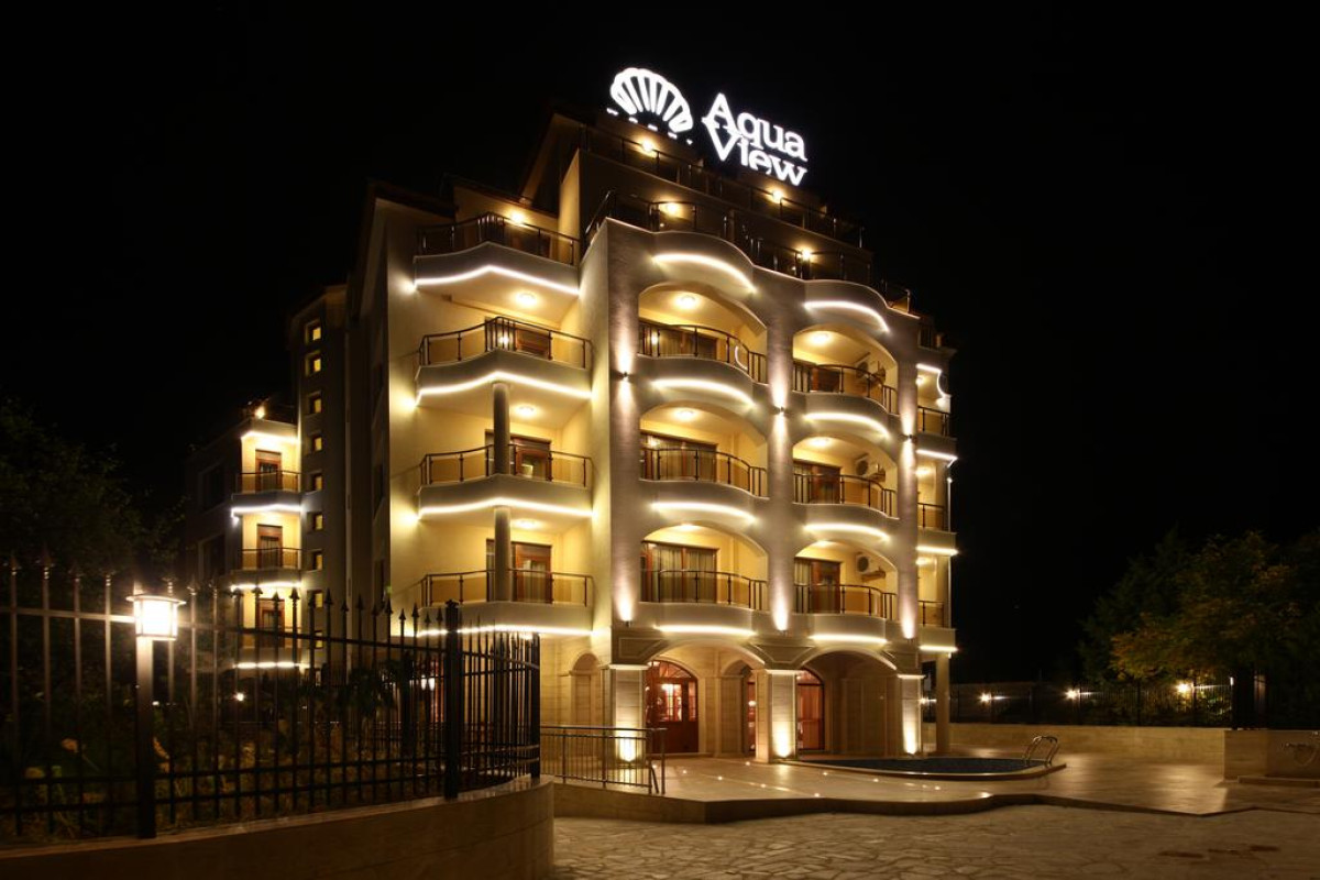 Aqua View