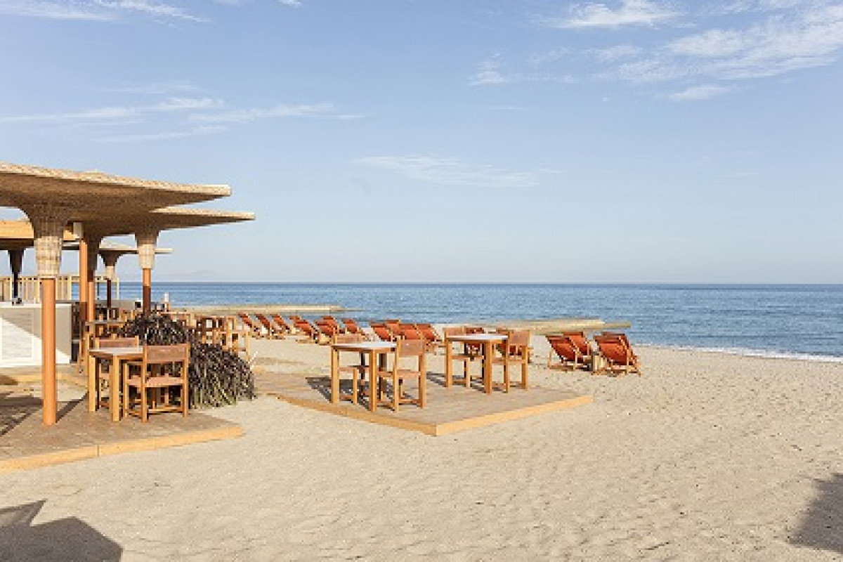 AQUILA RITHYMNA BEACH